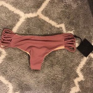Acacia swimwear pikake bottoms. New with tags.